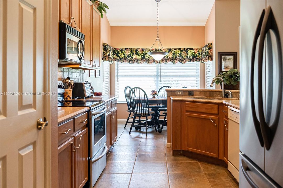 Vendido Recientemente: $420,000 (4 camas, 3 baños, 0 Pies cuadrados)
