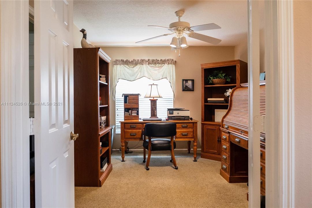 Vendido Recientemente: $420,000 (4 camas, 3 baños, 0 Pies cuadrados)