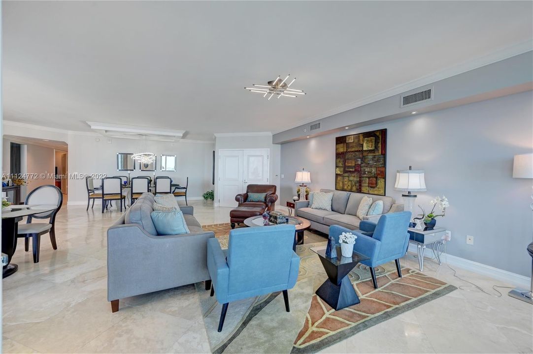 Recently Sold: $2,699,000 (4 beds, 4 baths, 3466 Square Feet)