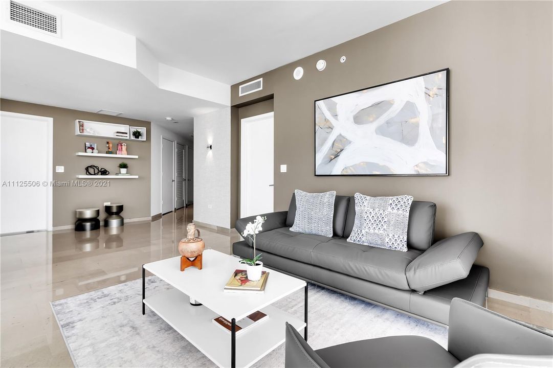 Recently Sold: $935,000 (2 beds, 2 baths, 1265 Square Feet)