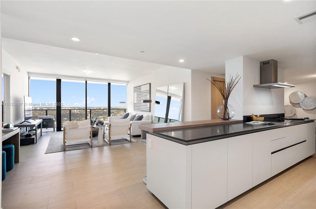 Recently Sold: $1,900,000 (3 beds, 3 baths, 1692 Square Feet)