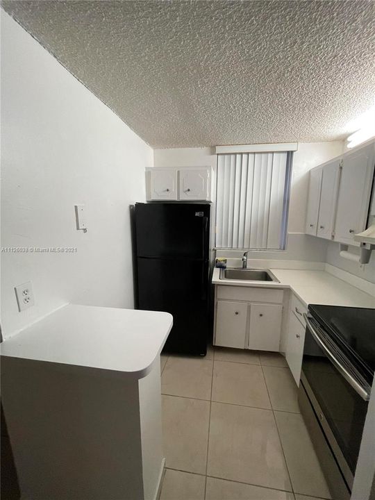 Recently Rented: $1,550 (1 beds, 1 baths, 620 Square Feet)