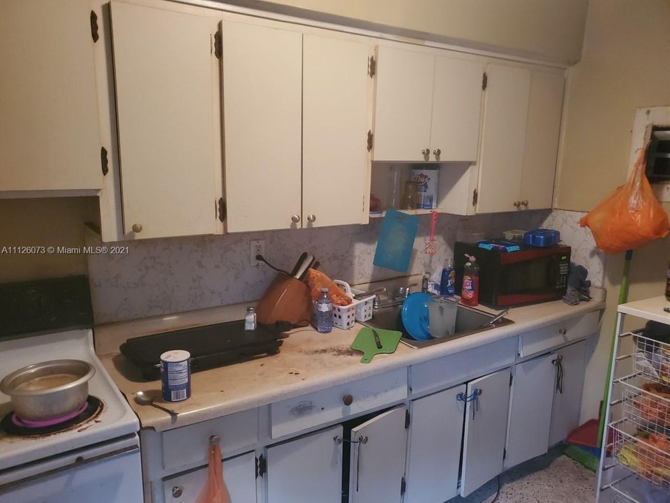 Vendido Recientemente: $299,000 (0 camas, 0 baños, 1486 Pies cuadrados)