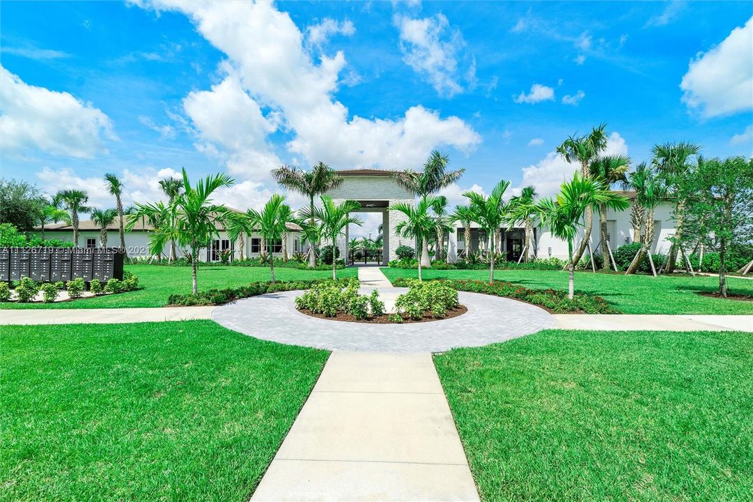 Recently Rented: $3,500 (3 beds, 2 baths, 1830 Square Feet)