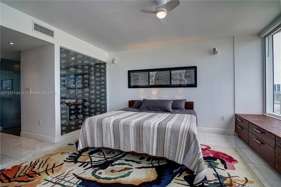 Recently Sold: $1,150,000 (2 beds, 2 baths, 1114 Square Feet)