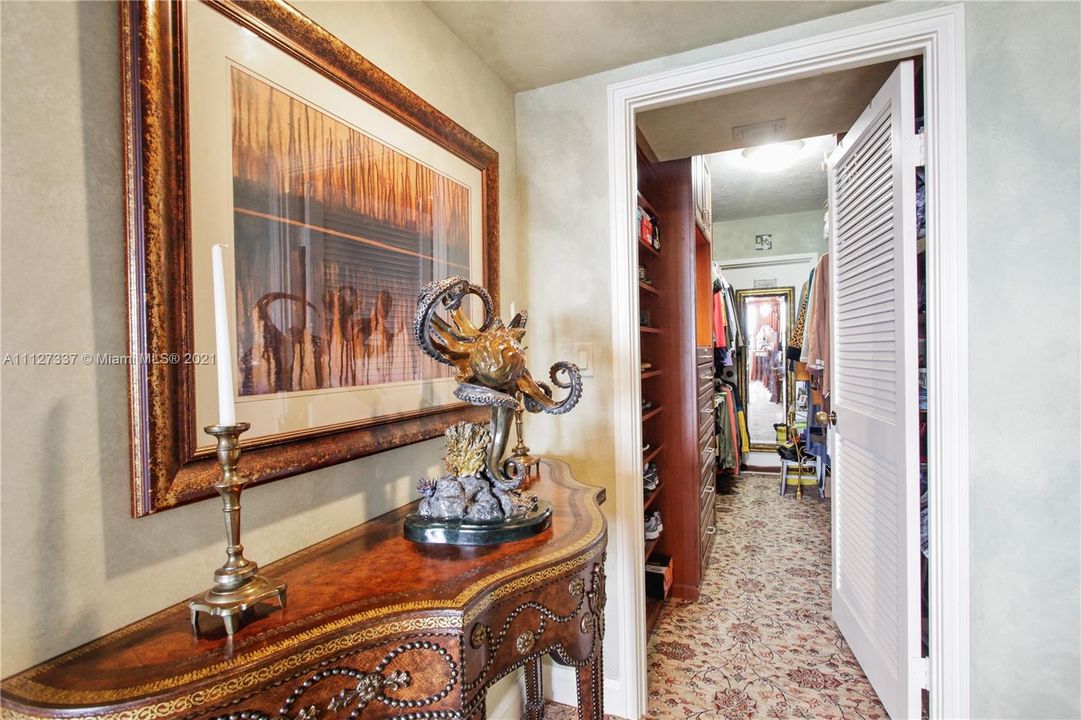 Недавно продано: $899,000 (2 спален, 2 ванн, 1882 Квадратных фут)