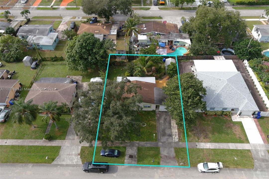 Recently Sold: $350,000 (4 beds, 2 baths, 1164 Square Feet)