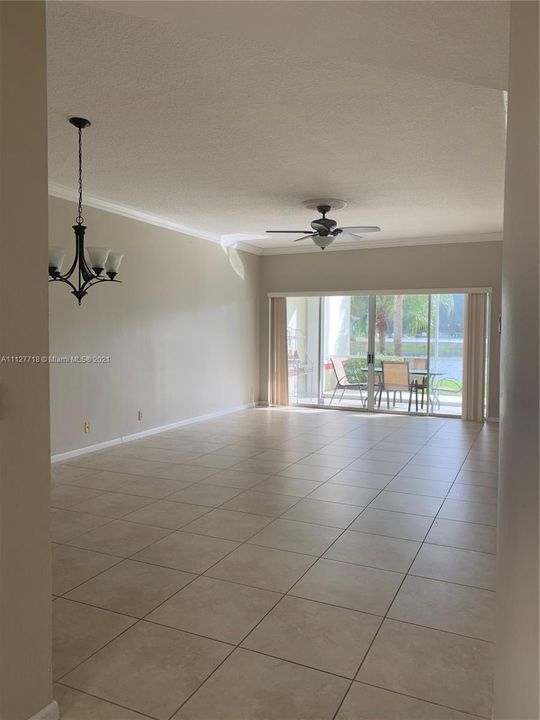 Recently Rented: $2,595 (3 beds, 2 baths, 1418 Square Feet)