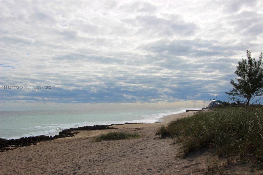 Stuart Beach on the Blue waters of the Atlantic Ocean