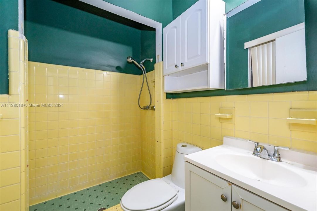 Недавно продано: $1,000,000 (3 спален, 2 ванн, 1779 Квадратных фут)