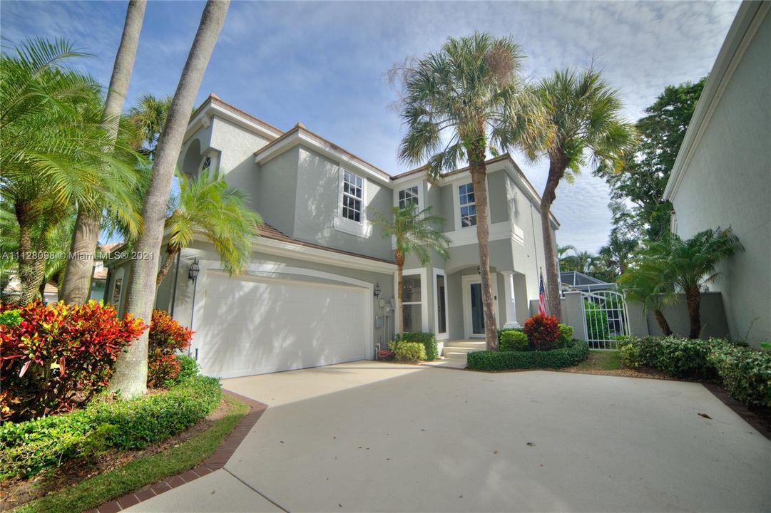 Recently Sold: $1,399,900 (3 beds, 2 baths, 2502 Square Feet)