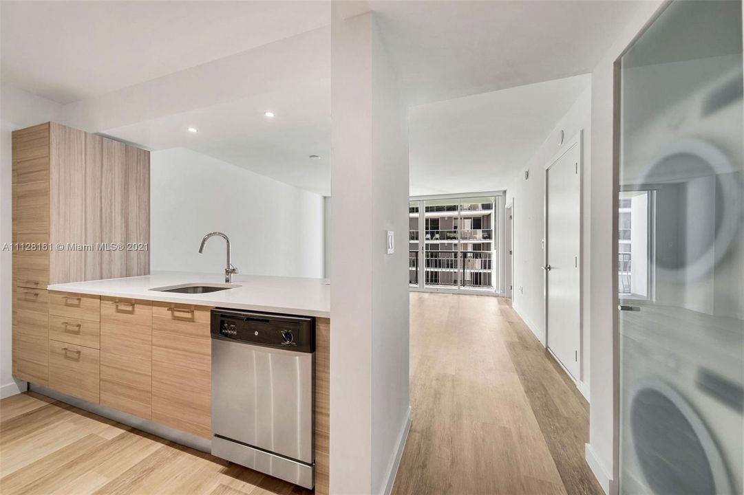 Недавно арендовано: $2,378 (1 спален, 1 ванн, 747 Квадратных фут)