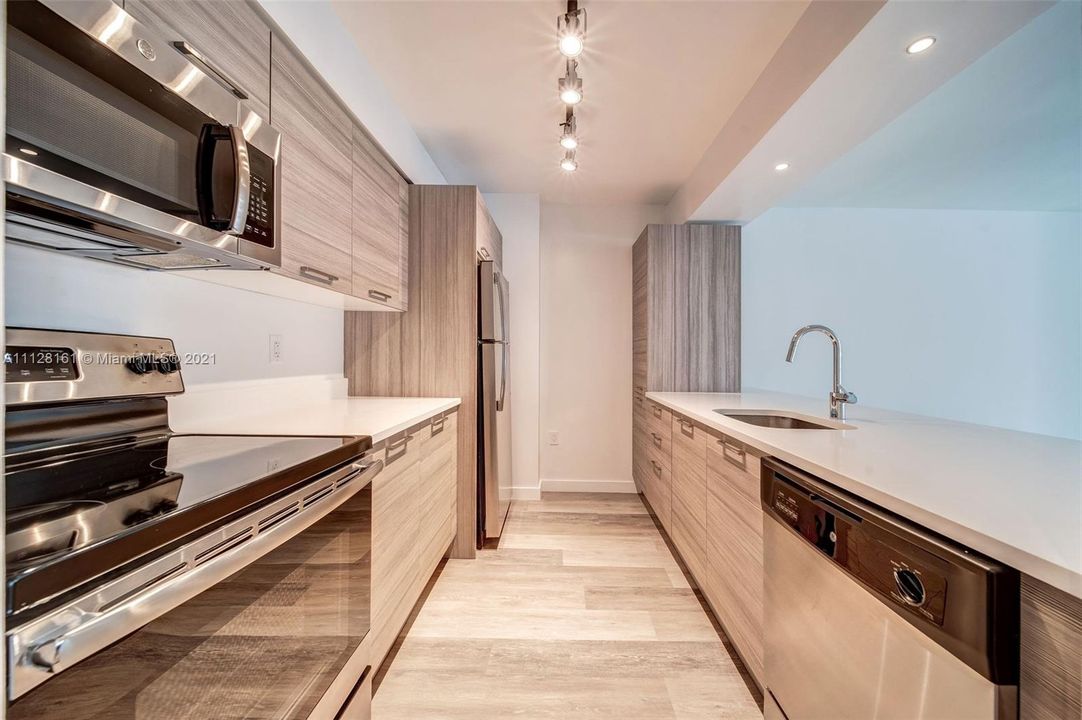 Недавно арендовано: $2,378 (1 спален, 1 ванн, 747 Квадратных фут)