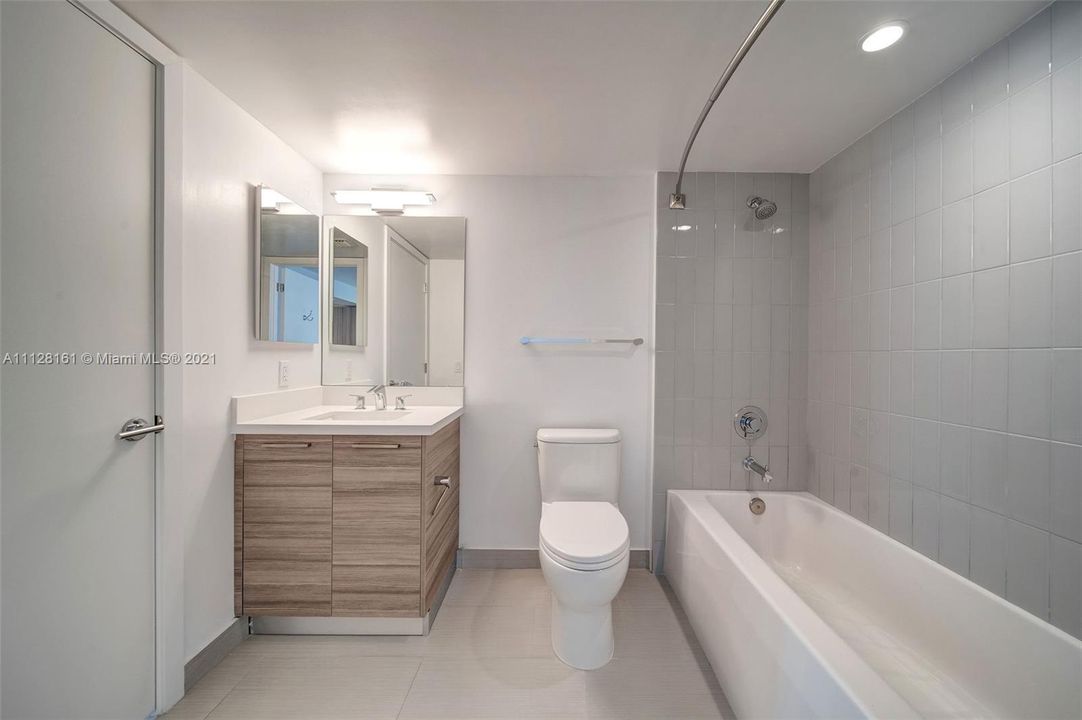 Недавно арендовано: $2,378 (1 спален, 1 ванн, 747 Квадратных фут)