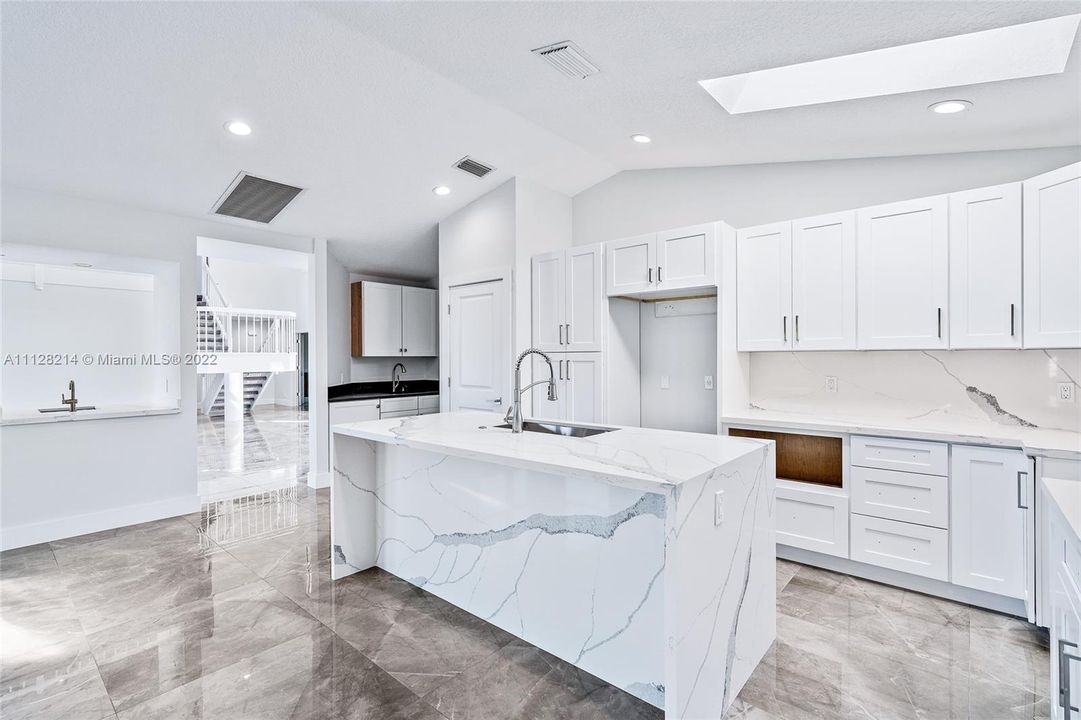 Kitchen appliances to be installed (hood, wall oven, flat cook top, dishwasher)