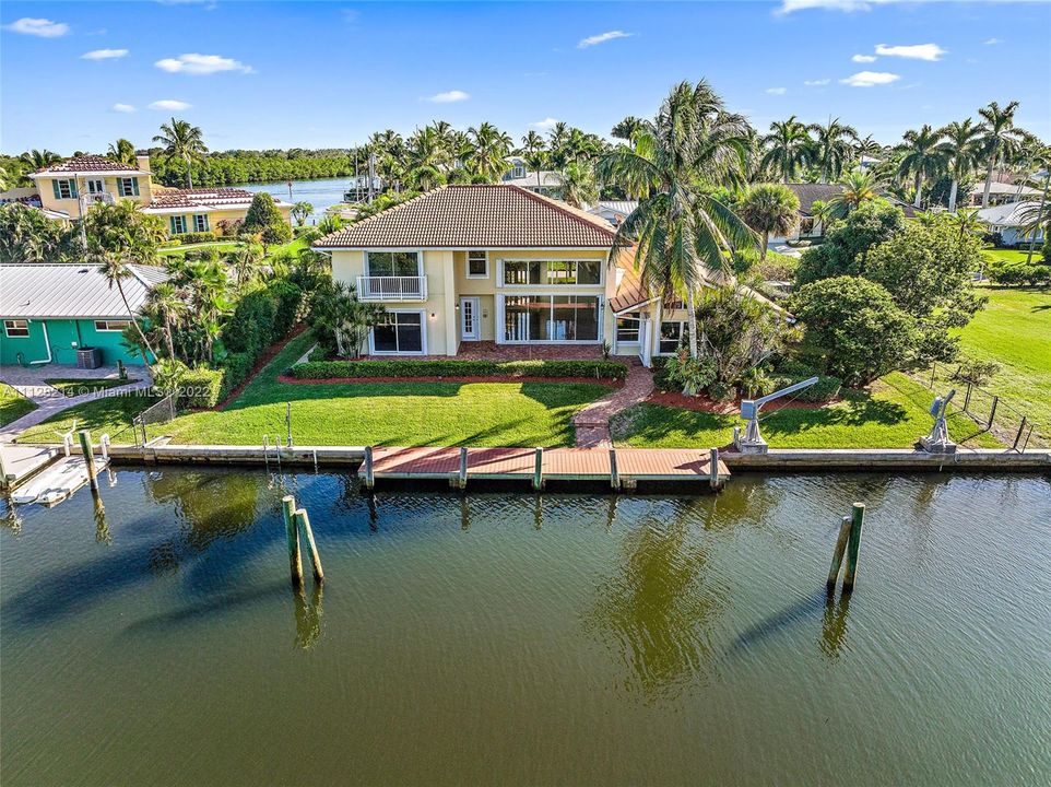 Recently Sold: $1,999,999 (4 beds, 3 baths, 3004 Square Feet)