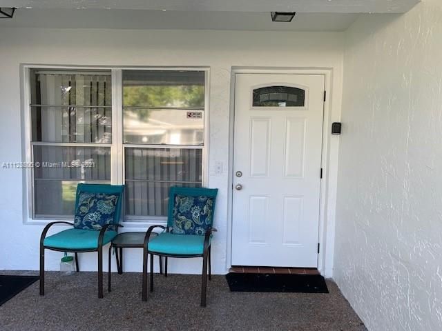 Недавно продано: $190,000 (2 спален, 2 ванн, 1114 Квадратных фут)