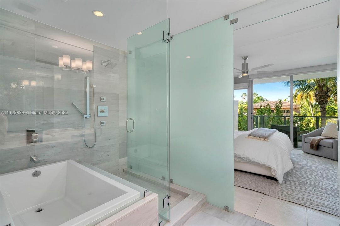 Недавно продано: $2,600,000 (3 спален, 2 ванн, 1728 Квадратных фут)