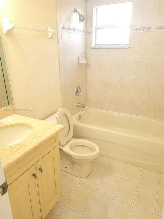Недавно арендовано: $1,700 (1 спален, 1 ванн, 566 Квадратных фут)