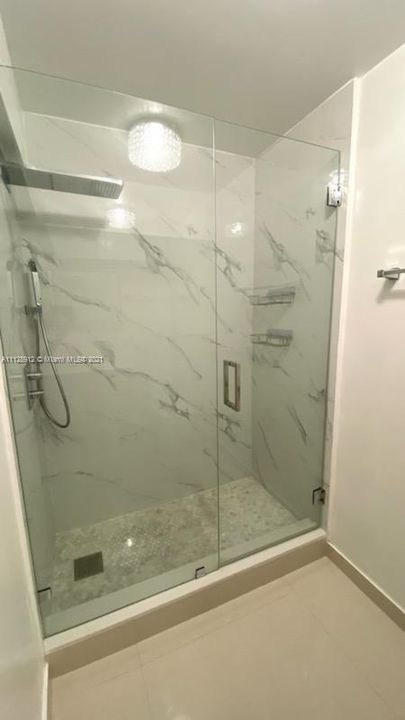 最近租的: $2,500 (1 贝兹, 1 浴室, 757 平方英尺)