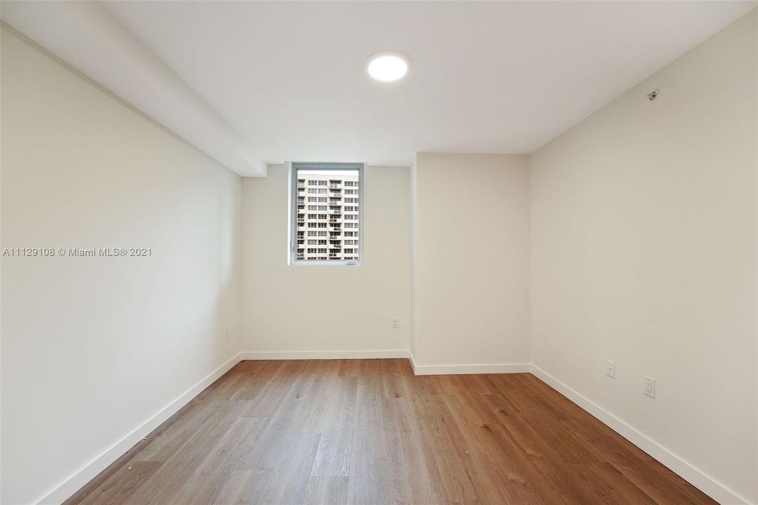 Recently Rented: $3,314 (2 beds, 2 baths, 995 Square Feet)