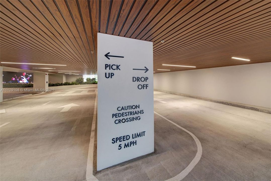 Recently Rented: $3,314 (2 beds, 2 baths, 995 Square Feet)