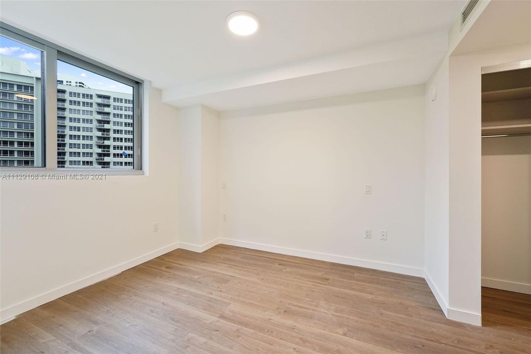 Recently Rented: $3,314 (2 beds, 2 baths, 995 Square Feet)