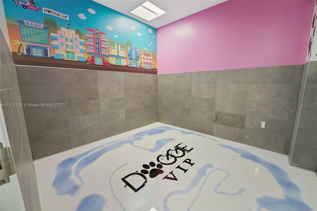 Recently Rented: $3,314 (2 beds, 2 baths, 995 Square Feet)