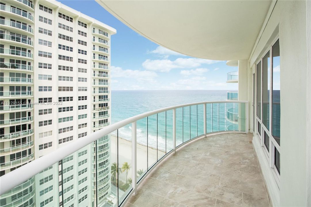 Recently Sold: $659,000 (2 beds, 2 baths, 1662 Square Feet)