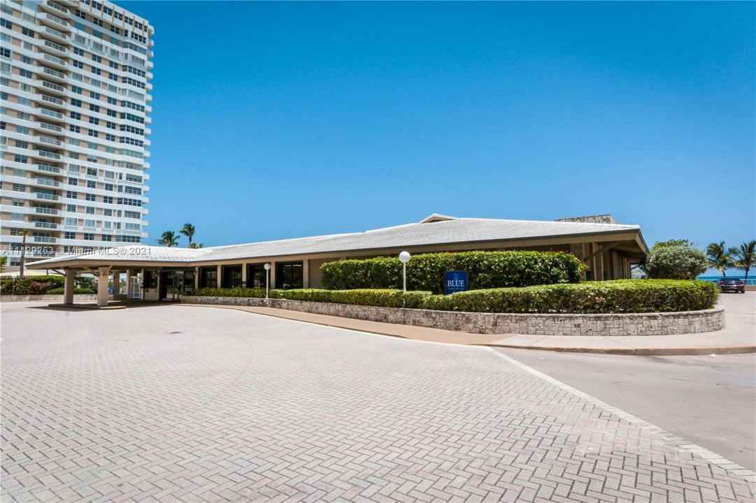 最近租的: $3,000 (1 贝兹, 1 浴室, 870 平方英尺)