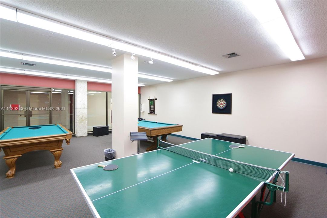 最近租的: $3,000 (1 贝兹, 1 浴室, 870 平方英尺)