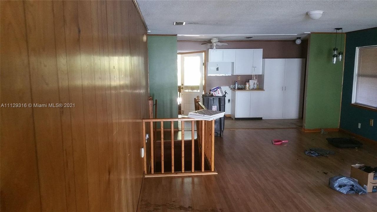 Vendido Recientemente: $335,000 (2 camas, 2 baños, 0 Pies cuadrados)