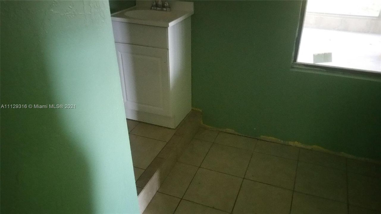 Vendido Recientemente: $335,000 (2 camas, 2 baños, 0 Pies cuadrados)