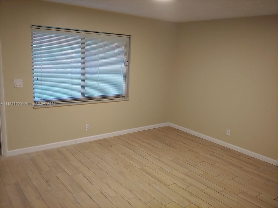 Recently Sold: $430,000 (0 beds, 0 baths, 2562 Square Feet)