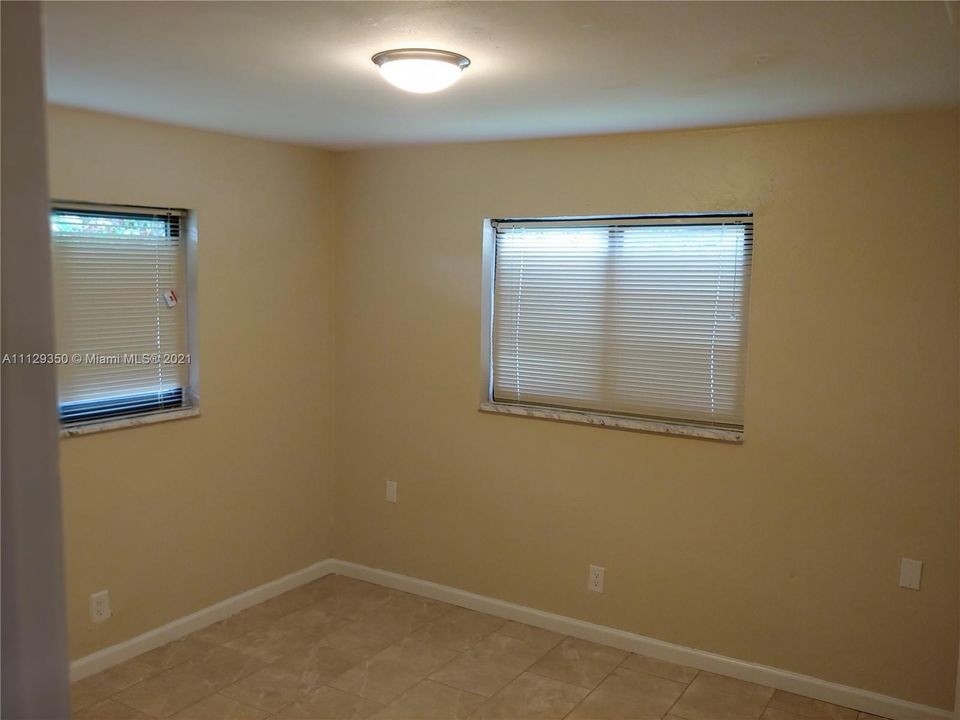 Recently Sold: $430,000 (0 beds, 0 baths, 2562 Square Feet)