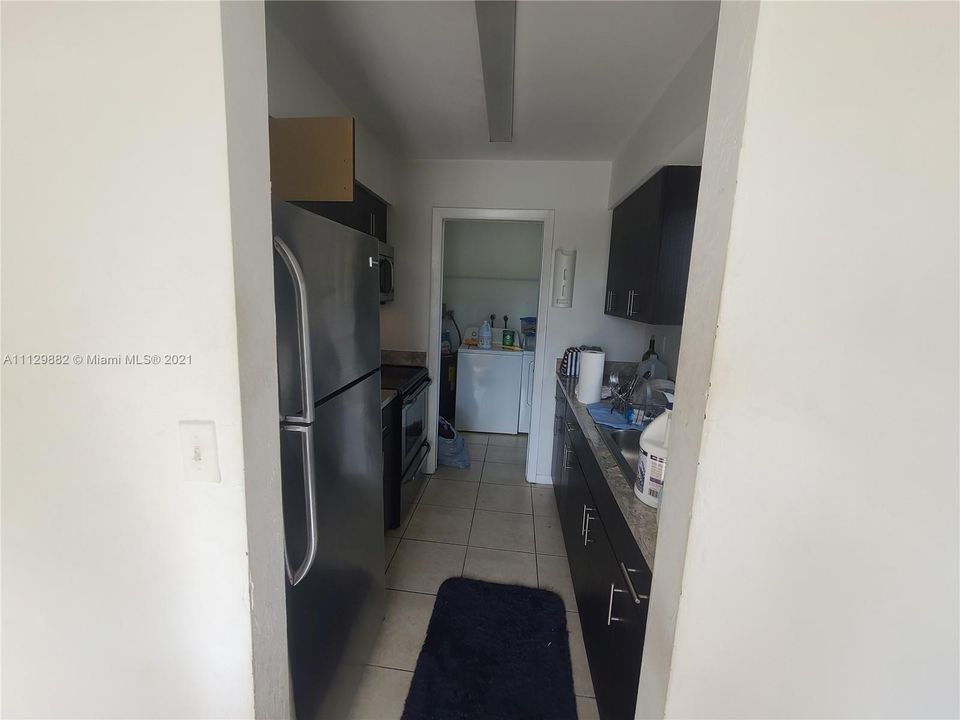 Recientemente alquilado: $1,950 (3 camas, 1 baños, 1025 Pies cuadrados)