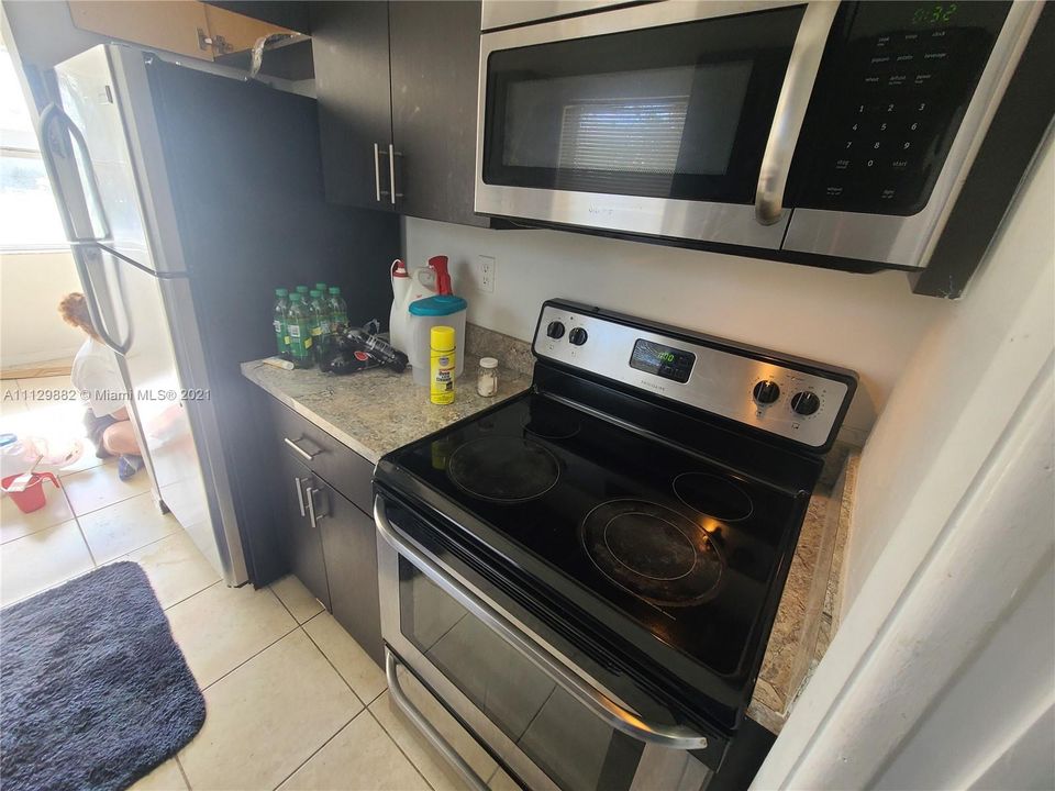 Recientemente alquilado: $1,950 (3 camas, 1 baños, 1025 Pies cuadrados)