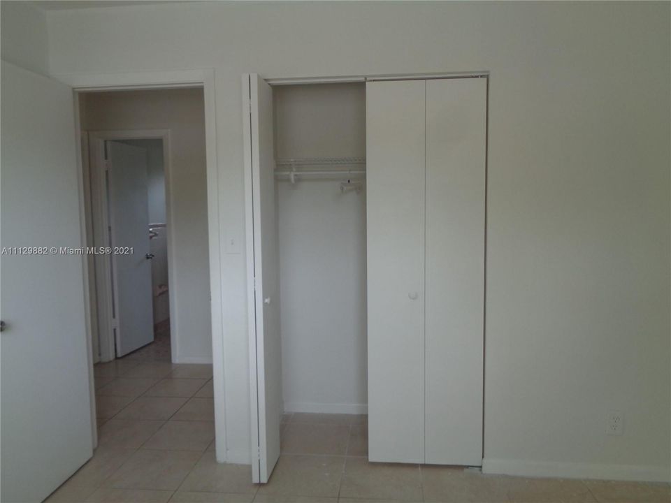 Recientemente alquilado: $1,950 (3 camas, 1 baños, 1025 Pies cuadrados)
