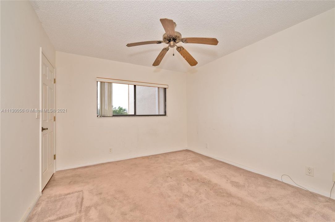 Recently Sold: $215,000 (2 beds, 2 baths, 1230 Square Feet)