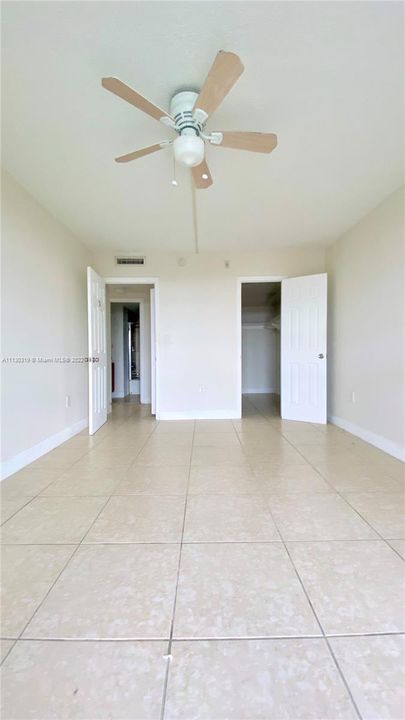 Recently Sold: $495,000 (2 beds, 2 baths, 1050 Square Feet)