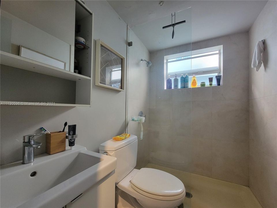 Недавно арендовано: $1,750 (0 спален, 1 ванн, 500 Квадратных фут)