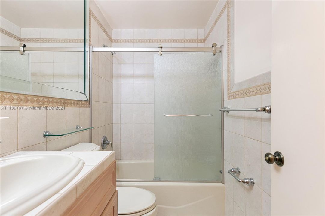 最近售出: $529,921 (3 贝兹, 2 浴室, 1549 平方英尺)