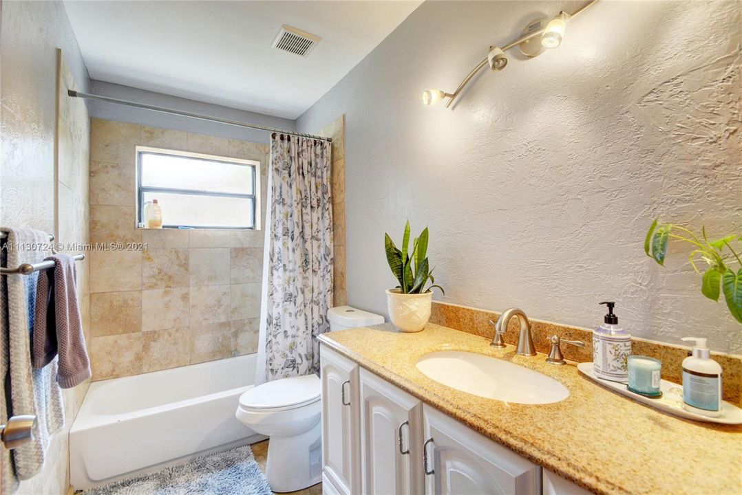 Recently Sold: $498,000 (3 beds, 2 baths, 2351 Square Feet)