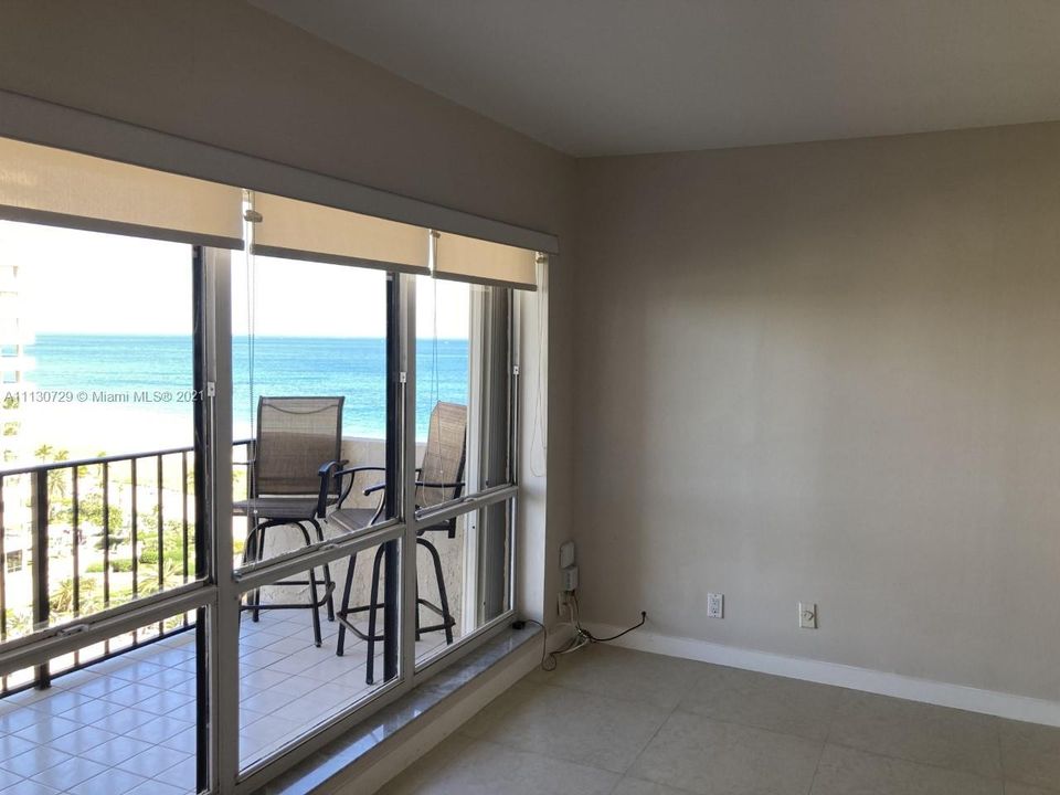 Recently Sold: $799,999 (2 beds, 2 baths, 1400 Square Feet)