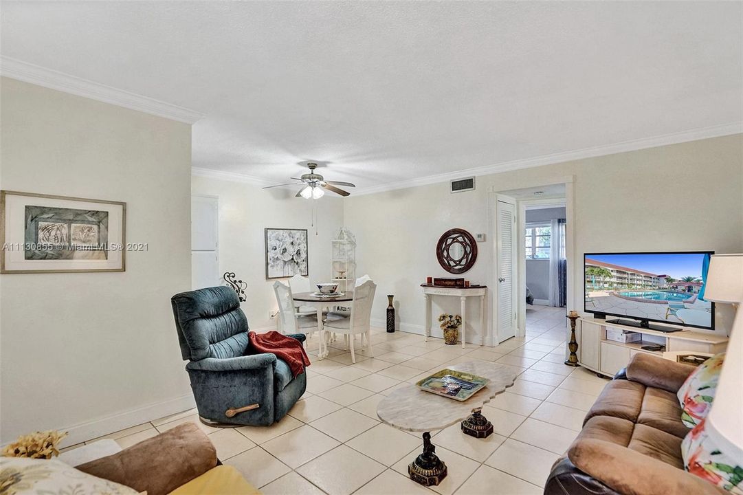 Recently Sold: $137,500 (1 beds, 1 baths, 750 Square Feet)