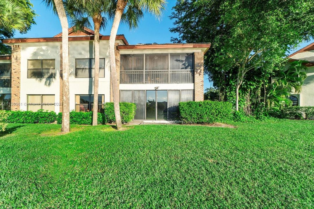 Vendido Recientemente: $129,000 (3 camas, 3 baños, 1513 Pies cuadrados)