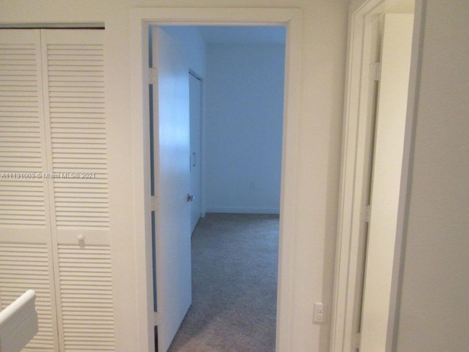 Recently Rented: $1,750 (2 beds, 2 baths, 1120 Square Feet)