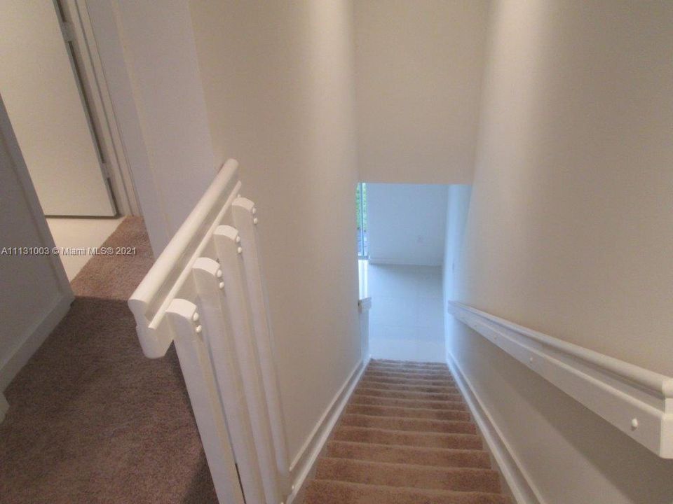 Recently Rented: $1,750 (2 beds, 2 baths, 1120 Square Feet)