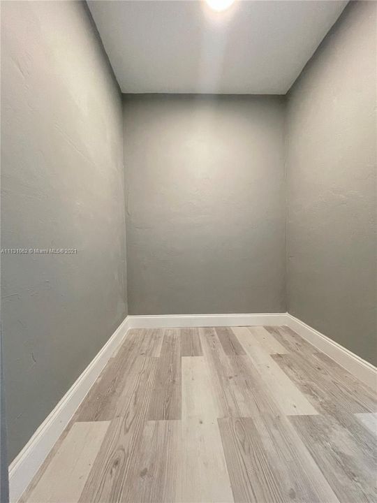 Недавно арендовано: $1,200 (0 спален, 1 ванн, 500 Квадратных фут)