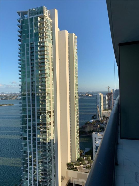Recently Sold: $900,000 (2 beds, 3 baths, 1187 Square Feet)